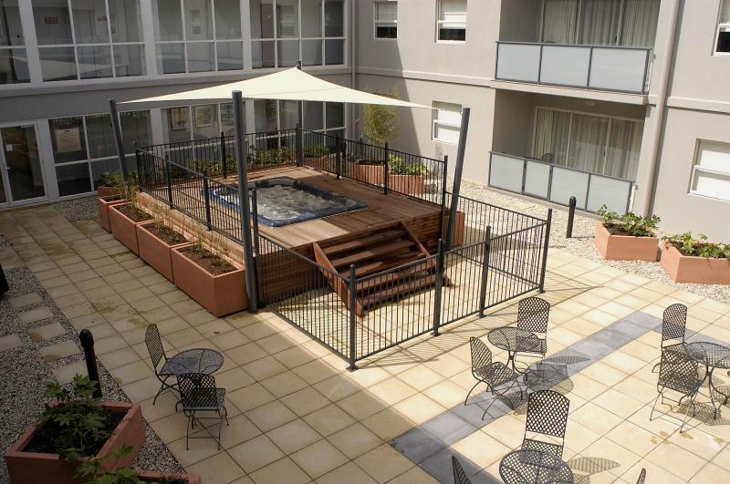 Punthill Burwood Aparthotel Exterior photo