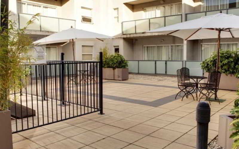 Punthill Burwood Aparthotel Exterior photo