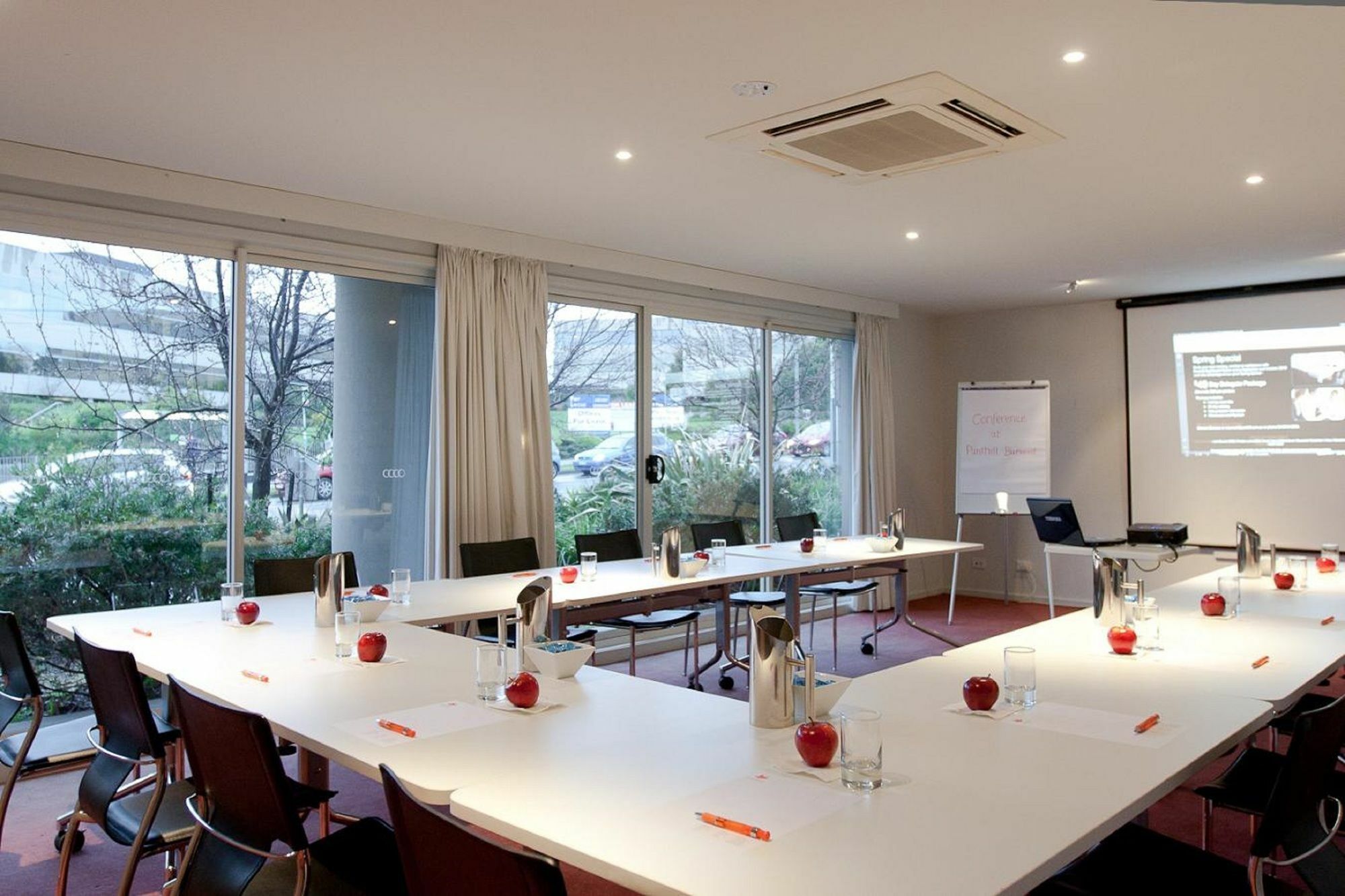 Punthill Burwood Aparthotel Exterior photo