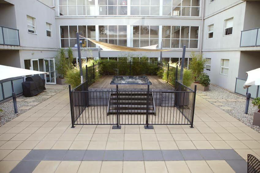 Punthill Burwood Aparthotel Exterior photo