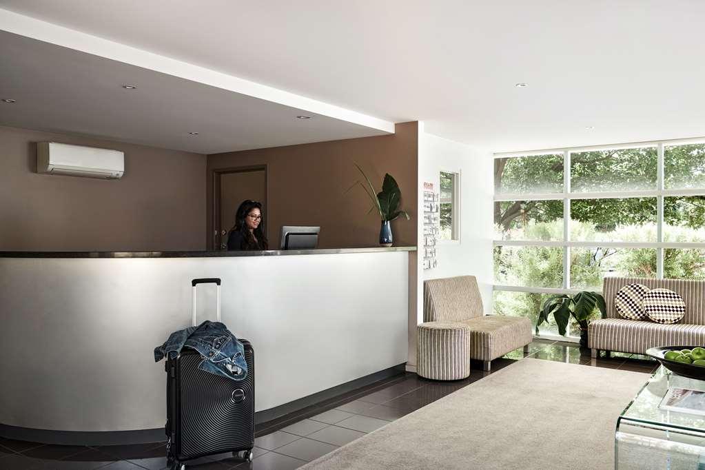 Punthill Burwood Aparthotel Interior photo